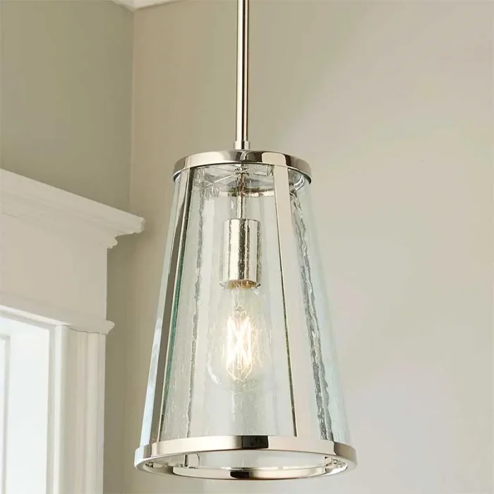 Traditional Style Seeded Glass Pendant Light