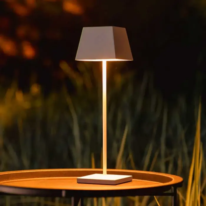 Outdoor Rechargeable Wireless White Lamp